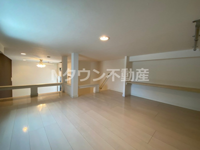 【その他】 | アーバンリュクス | 寝室にぴったりのお部屋です