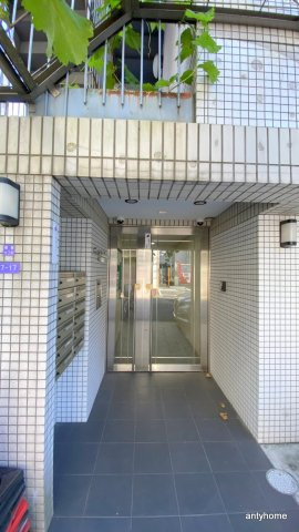 プランドールフクシマ　仲介手数料無料のエントランス