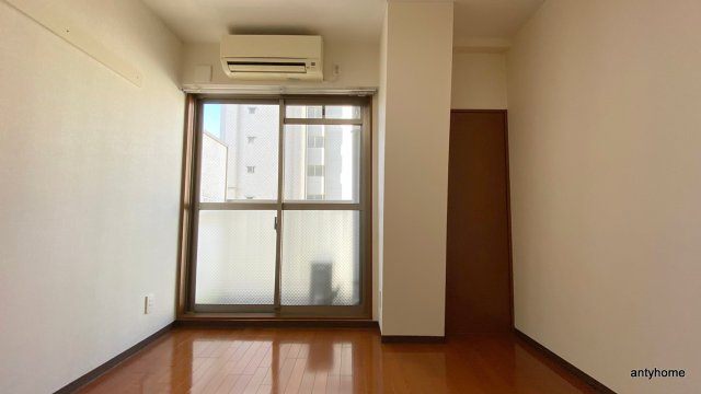 プランドールフクシマ　仲介手数料無料の居間・リビング