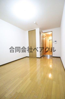 【寝室】 | シャトーボヌール | 開放的な寝室です