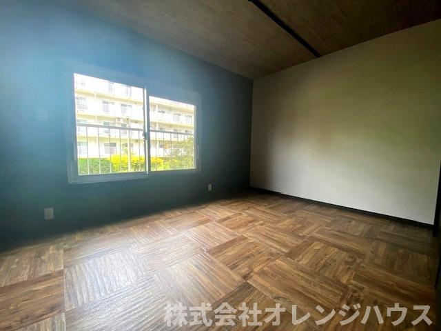 【洋室】 | 東高森台団地　3号棟 | 空室の為ゆっくり契約前に室内の見学ができ、部屋の雰囲気や広さ、住宅設備の使い勝手など住み心地をしっかり確認できます。