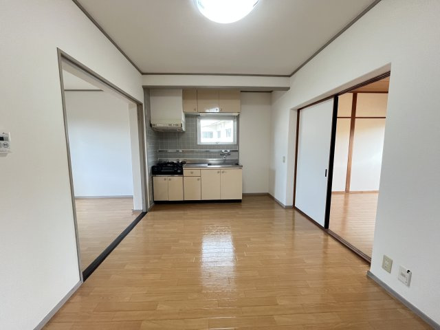 フジパレス新開の居間・リビング