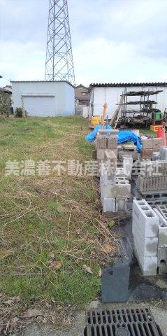 ５８４６８　本巣市長屋土地の外観