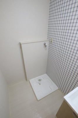 【設備】 | グリーンヒル小金台 | 室内洗濯機置き場