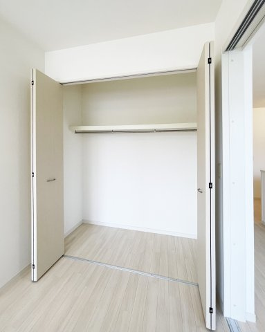 レークサイドⅠ番館の収納