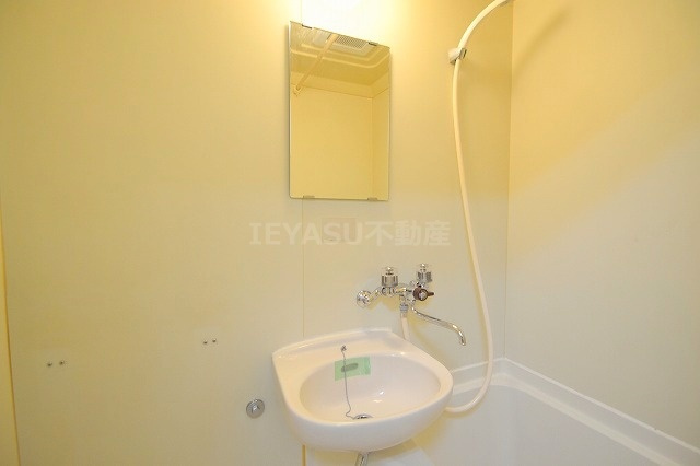 広島市西区天満町の賃貸マンションの洗面所