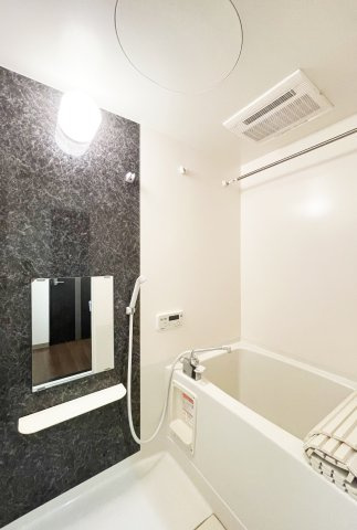 エクセルコート南島田の浴室