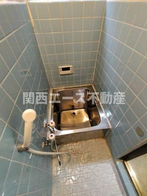  | 六万寺町１丁目貸家