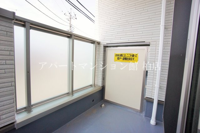 ル・リアン柏の葉Ⅱのバルコニー|同施工会社、同型タイプです