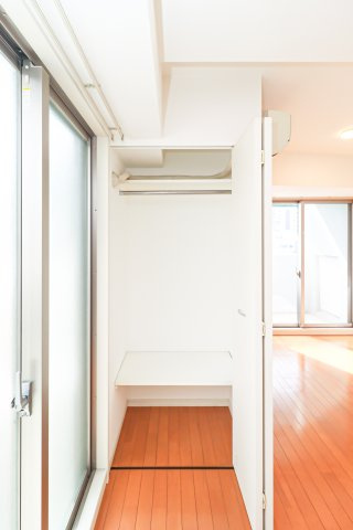 サヴォイバルビゾン　9階の収納|別号室のものです。現状優先になります。