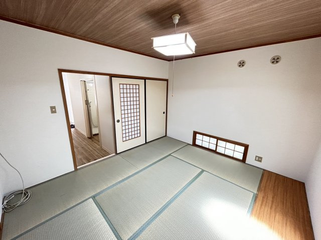 桜井市芝戸建の寝室|趣のある和室です