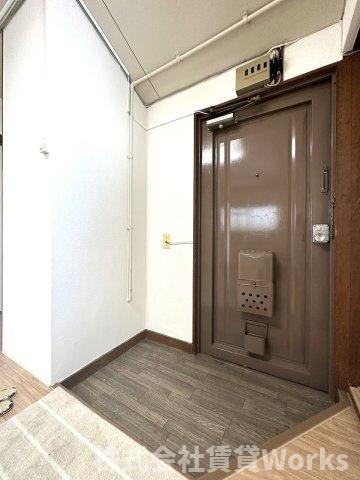 第2国行マンションの玄関|シンプルで使いやすい玄関です