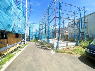 【前面道路含む現地写真】