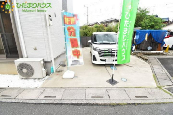 上尾市平塚　中古一戸建ての駐車場