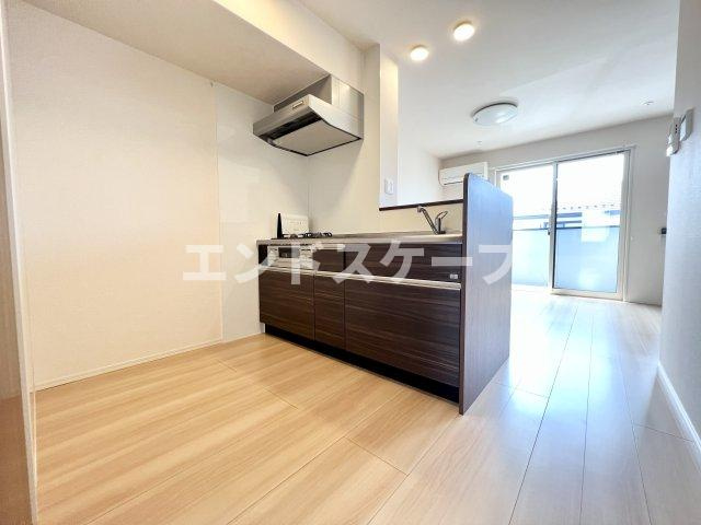 グランシエルBの居間・リビング|高崎、前橋エリアのお部屋探しはエンドスケープまで！お客様の理想お聞かせ下さい♪