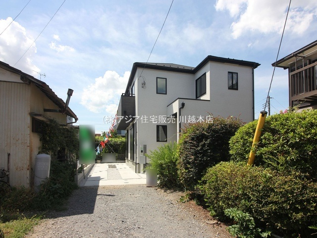 川越市新宿町6期　新築戸建の前面道路含む現地写真|東側4.0ｍ私道(16.52㎡持分有)