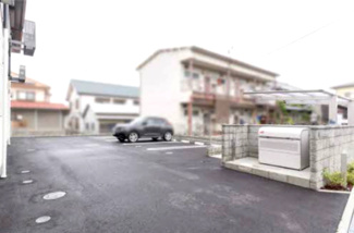 【駐車場】