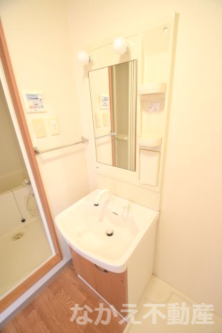 【洗面所】 | 忙しい朝には欠かせない洗面所です