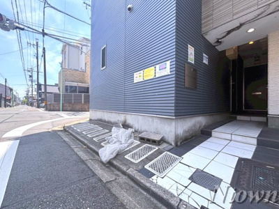 【エントランス】 | グランコンフォール米野Ⅱ | 建物の内部です