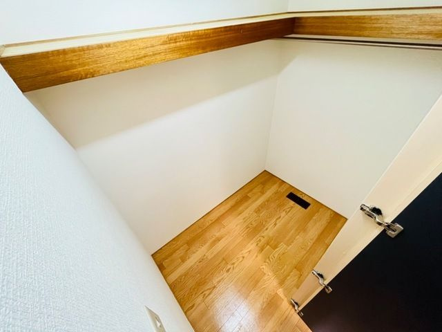 【収納】パレス・オーシャンビュー 