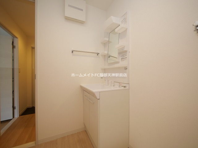 プリヴェ豊中曽根の独立洗面台