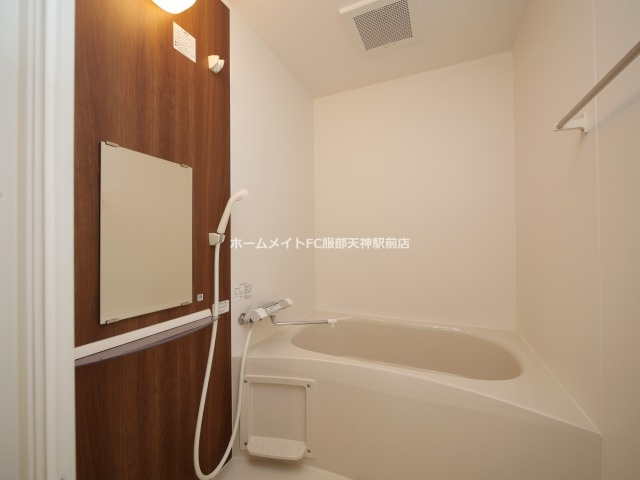 プリヴェ豊中曽根の浴室