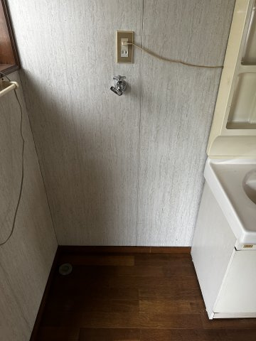 和歌山市西田井・中古戸建・54481のランドリースペース