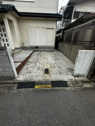 和歌山市西田井・中古戸建・54481の駐車場