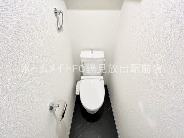 LUMINOUS放出のトイレ