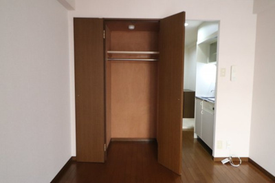 【寝室】 | メゾンルミエール