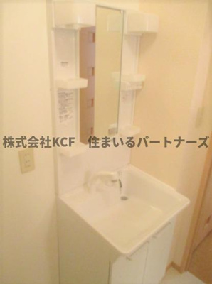 【独立洗面台】 | ハレアカラC棟 | 朝の身支度には欠かせない独立洗面化粧台