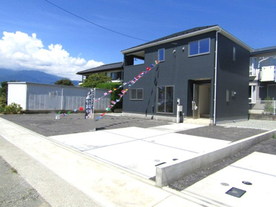 【駐車場】 | クレイドルガーデン　南アルプス市西野第1　1号棟 | 駐車場があります