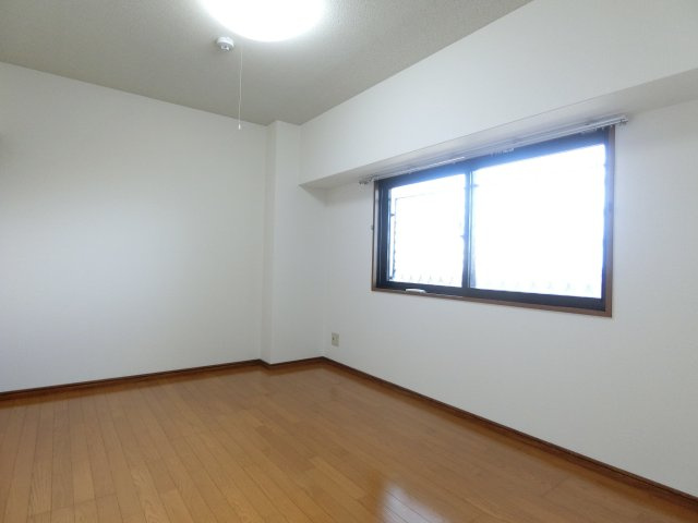 グランディオス米子の洋室