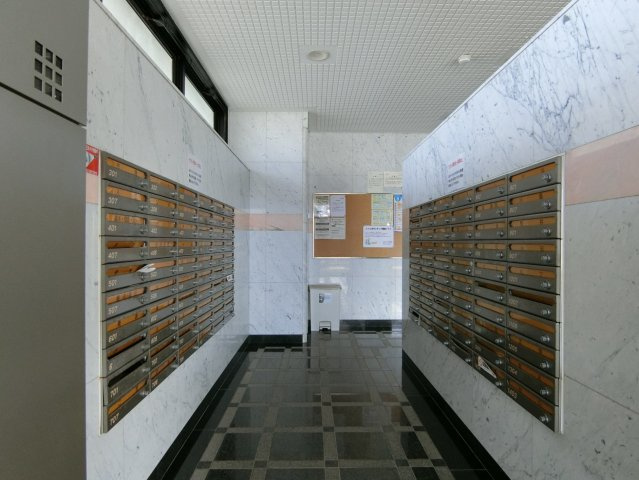 グランディオス米子のエントランス