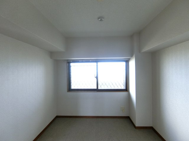 グランディオス米子の洋室