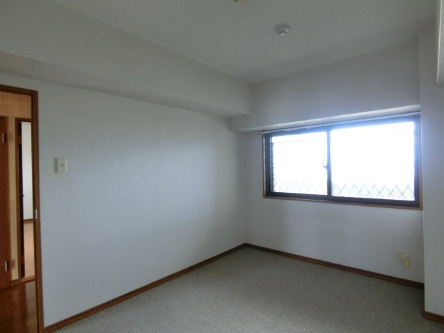 グランディオス米子の洋室