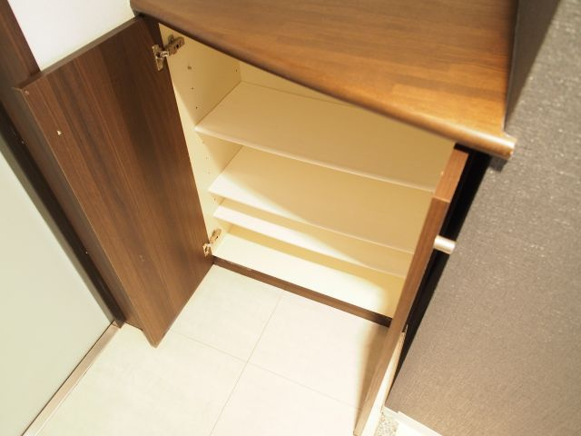 サムティ難波グレイスの玄関