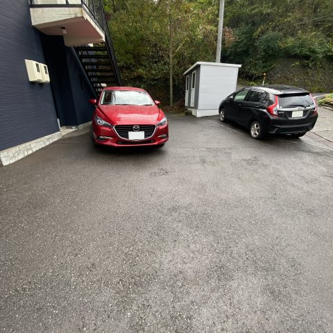 エムケーハイツの駐車場