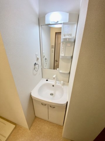 【洗面所】 | ロイヤルコート岡町