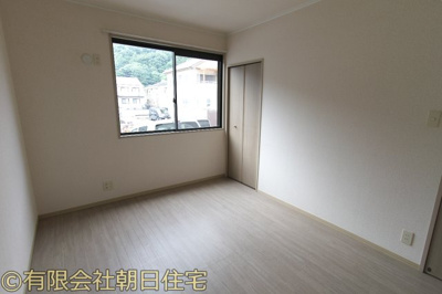 【洋室】 | グレイスD壱番館