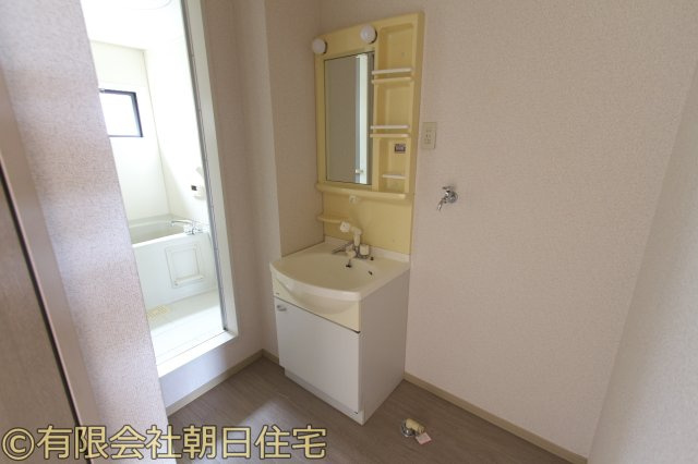 グレイスD壱番館の独立洗面台