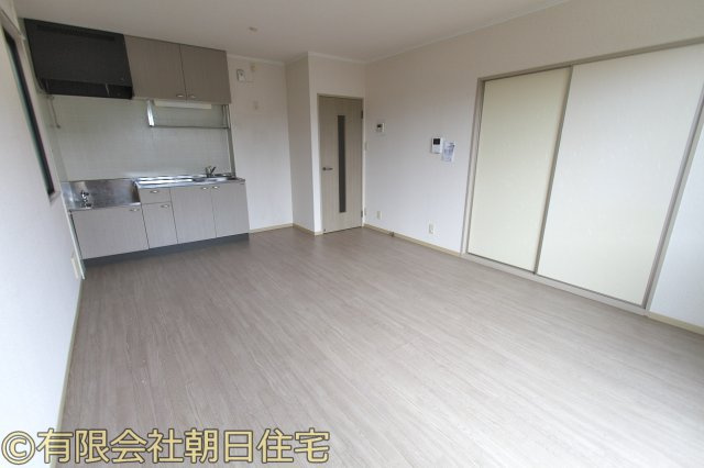 グレイスD壱番館の居間・リビング