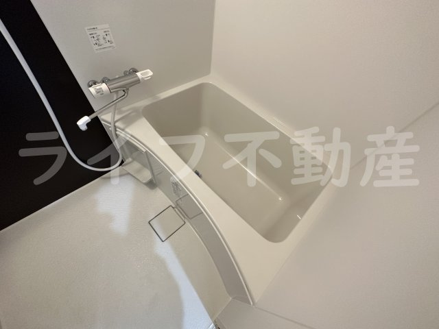 badge tomoi EstⅥの浴室|きれいなお風呂です