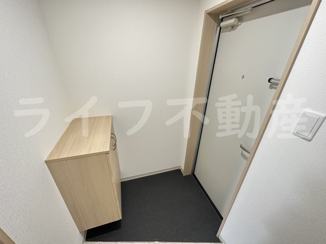badge tomoi EstⅥの玄関|シンプルで使いやすい玄関です