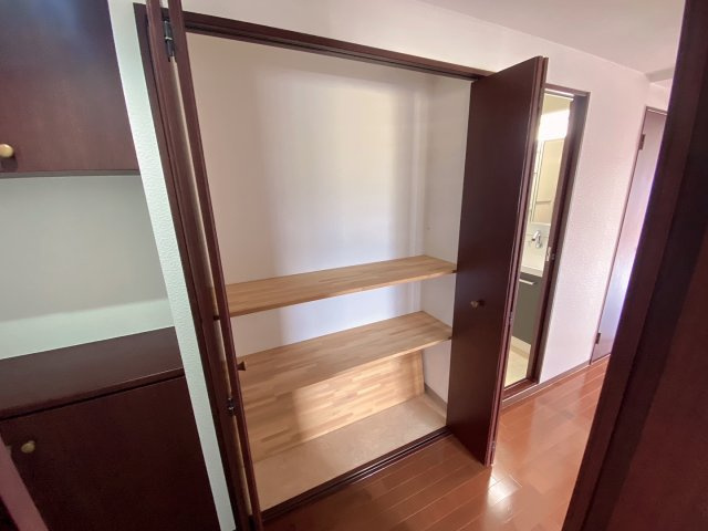 アンビエント金剛東ガーデンコートの収納