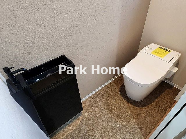 高知市朝倉本町-2号地-新築戸建てのトイレ|１F：トイレ