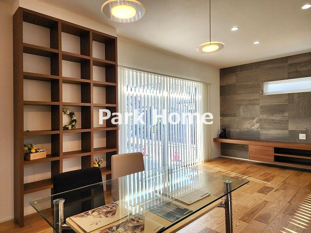 高知市朝倉本町-2号地-戸建ての居間・リビング