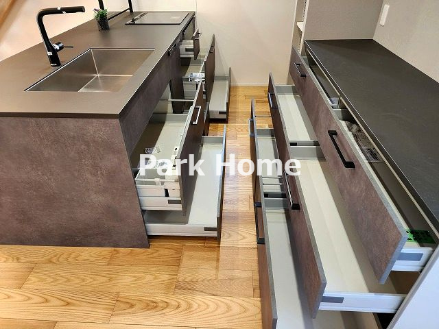 高知市朝倉本町-2号地-戸建ての収納