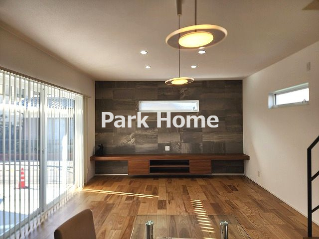 高知市朝倉本町-2号地-新築戸建ての居間・リビング