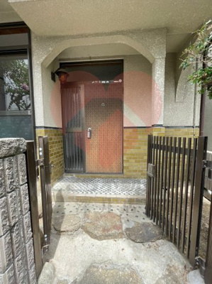 【エントランス】 | 八尾市二俣１丁目戸建